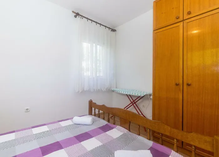 Vinka 公寓 特罗吉尔